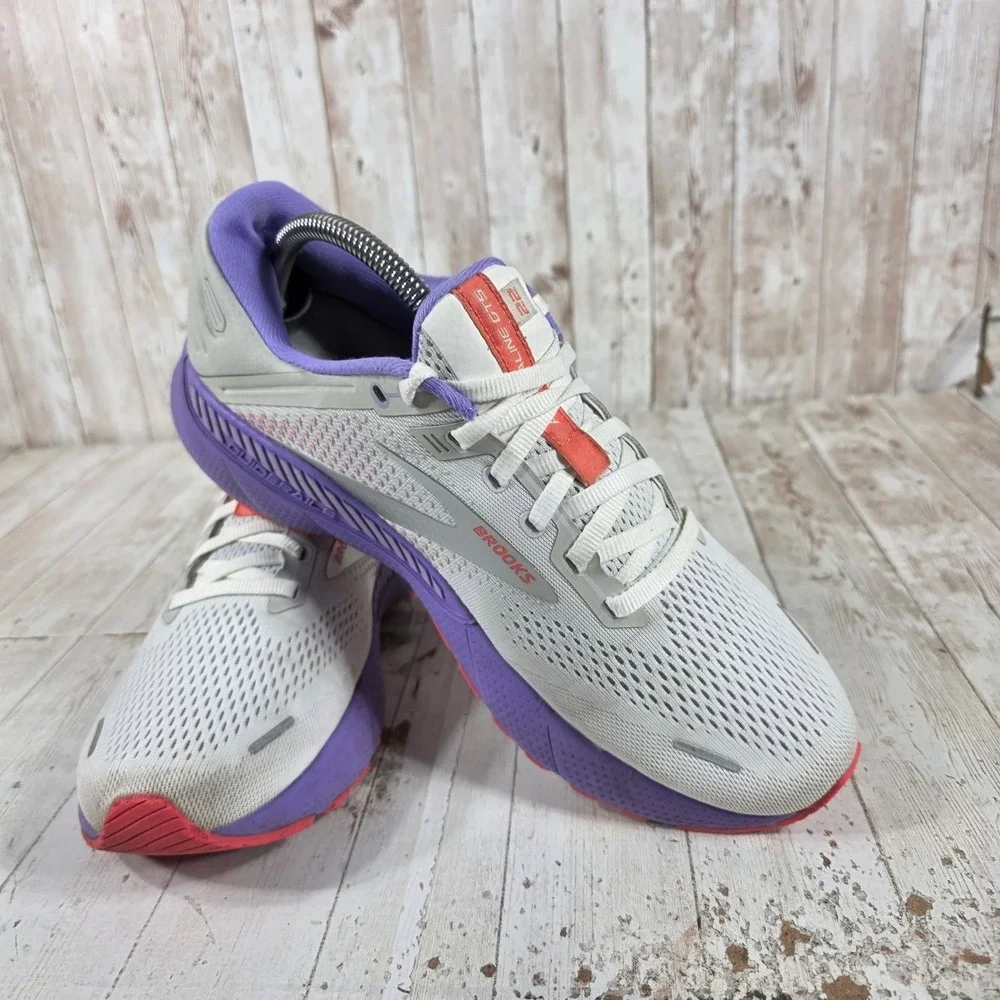Brooks Adrenaline GTS 22 Womens 10.5 Running Shoes Gray Purple 1203531B105